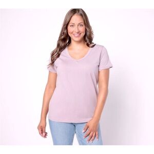 AnyBody Purple Short Sleeve T-Shirt V-Neck size medium